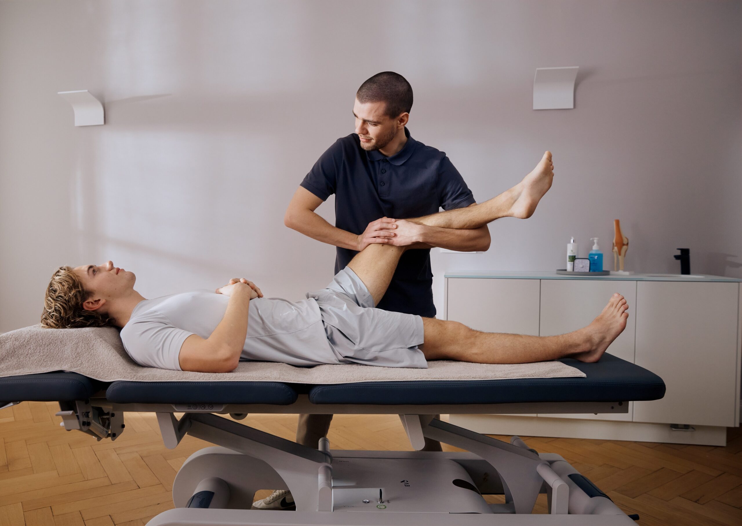 Manuelle Therapie und Physiotherapie des Kniegelenks in einer Privatpraxis für Physiotherapie in München Schwabing